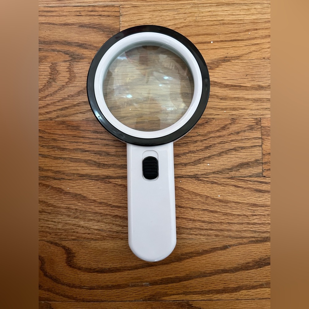 White Light Up Magnifying Goasd W/ Black Accents - Great for Everyday Use